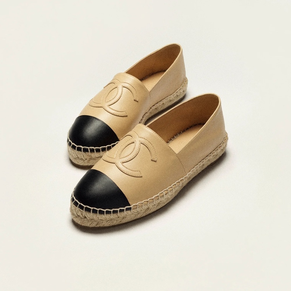 CHANEL Two-Tone Beige and Black Espadrilles size 36